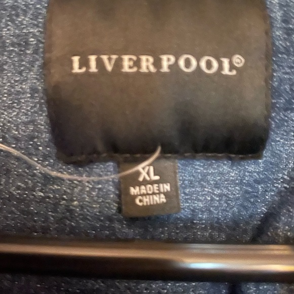 Jean jacket - Picture 2 of 4